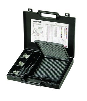Legrand Memocab-Set, Sortierkoffer bestückt mit: Einsteck-/Abziehgriff und Zeich