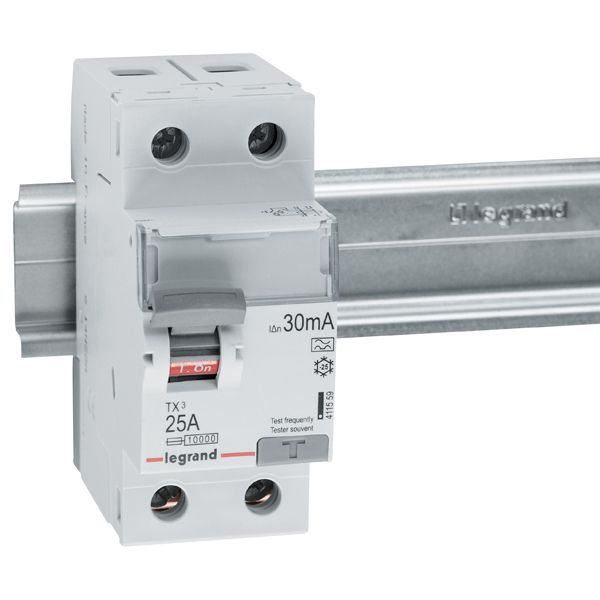 Legrand TX3 Fehlerstromschutzschalter 25A, 2-polig, 30mA, Typ A, 230VAC, 2TE