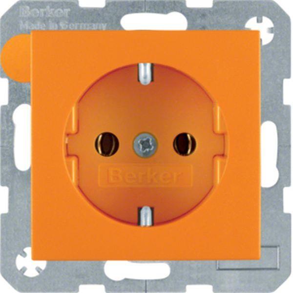 Berker Steckdose SCHUKO S.1/B.3/B.7 orange matt