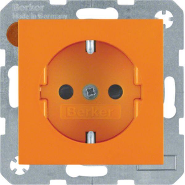 Berker Steckdose SCHUKO erh BS S.1/B.3/B.7 oran