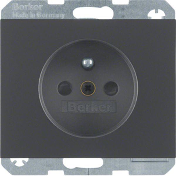 Berker Steckdose m SK-Stift erh BS K.1 anth