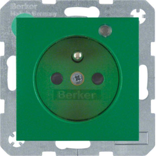 Berker Steckdose m SK-Stift LED S.1/B.3/B.7 grü