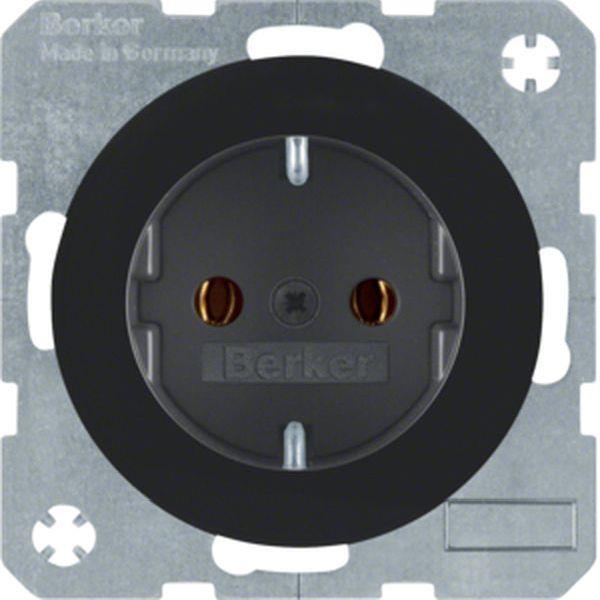 Berker Steckdose SCHUKO R.1/R.3 schwarz glänz