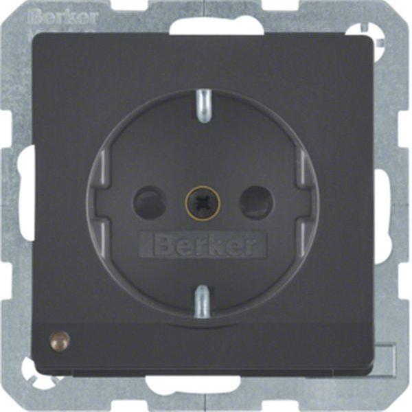 Berker Steckdose SCHUKO m LED-OL erh.BS Q.x an
