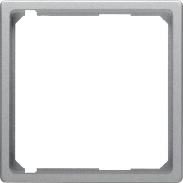 Berker Zwischenring für Zentralplatte Q.x alu Berker Zwischenring für Zentralplatte Q.x alu