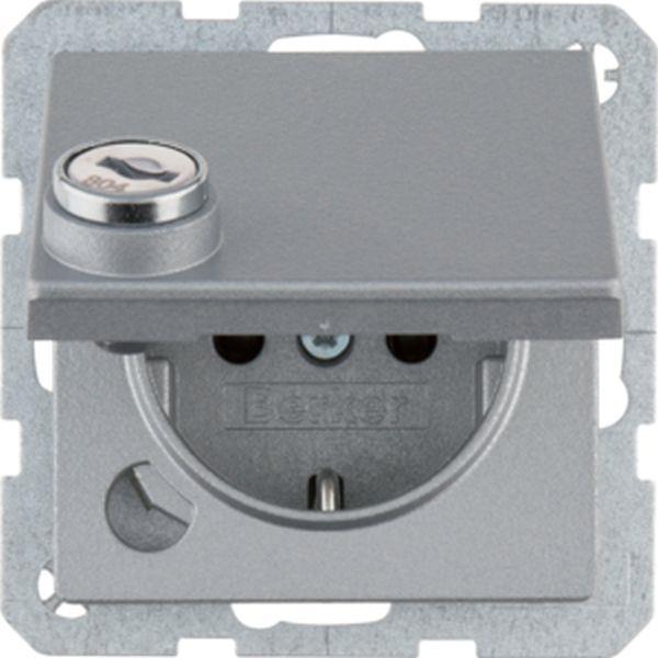 Berker Steckdose SCHUKO m STKL KD SLß Q.1 alu Berker Steckdose SCHUKO m STKL KD SLß Q.1 alu