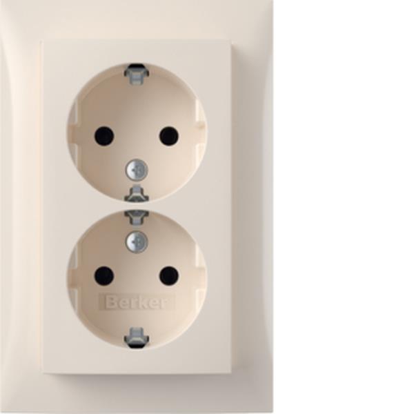 Berker D-Steckdose SCHUKO m ADP S.1 weiß gl Berker D-Steckdose SCHUKO m ADP S.1 weiß gl