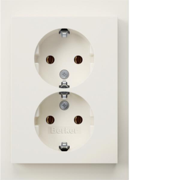 Berker D-Steckdose SCHUKO m ADP K.1 pw gl Berker D-Steckdose SCHUKO m ADP K.1 pw gl