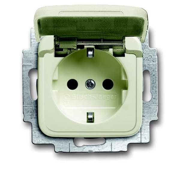 Busch-Jäger 20 EUKB-212-SCHUKO® Steckdosen-Einsatz mit Klappdeckel