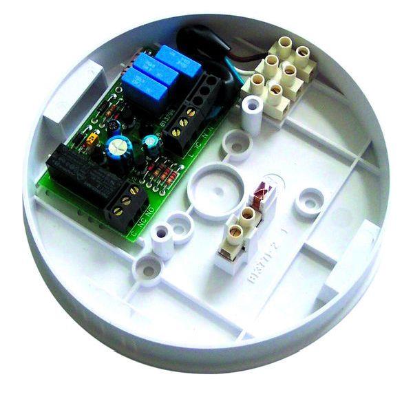 EIEL Relaisausgangsmodul Ei128RBU mit Notstrombatterie 9V Lithium