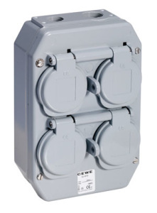 ABB UJ410 Schuko-Steckdosen, Alu-Gehäuse 2 x 1P+E, 10/16 A, 250 V, IP44, 4 Ausg.