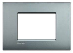 Legrand Abdeckrahmen LIVINGLIGHT AIR, 3-modulig, Farbe: Nickel